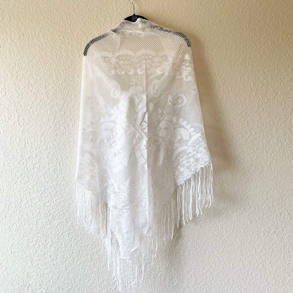 Vintage Boho Fringe Open Weave Triangle Shawl - image 1